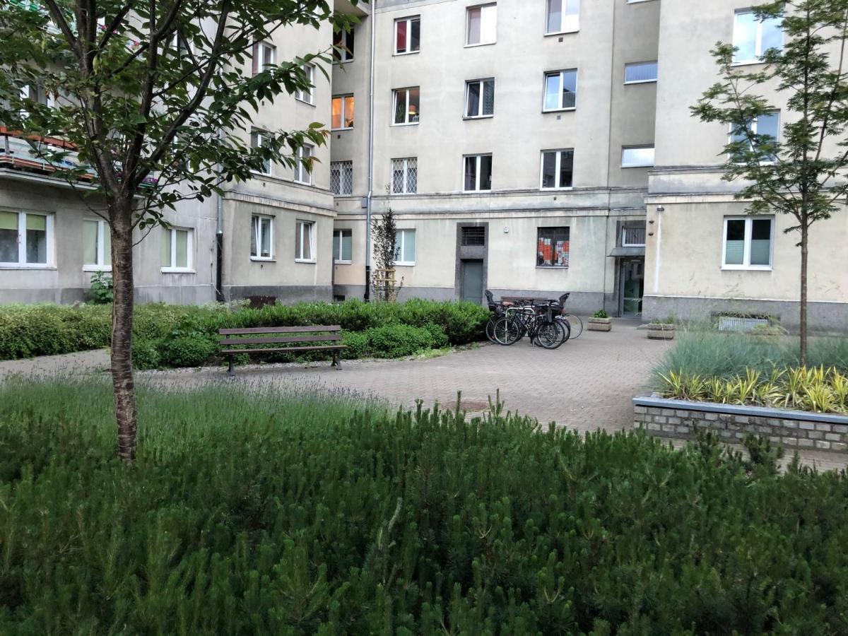 Art Modern Old City Apartment Warsaw Exterior photo